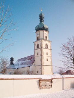 Die Wallfahrtskirche von Neukirchen b. Hl. Blut